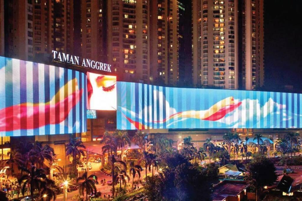 Homy 2 Bedroom Apartment Near Shopping Malls Jakarta Exteriör bild