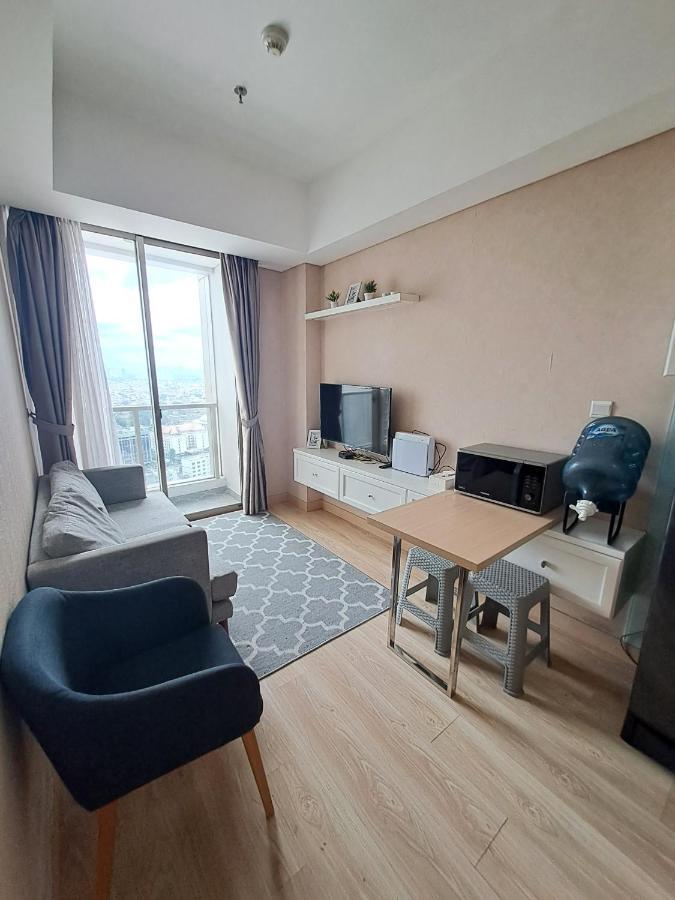 Homy 2 Bedroom Apartment Near Shopping Malls Jakarta Exteriör bild